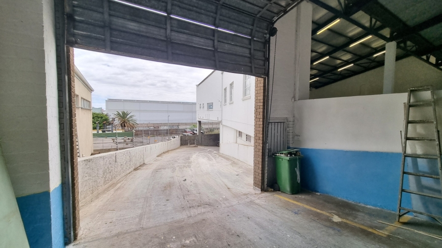 To Let commercial Property for Rent in Woodstock Western Cape